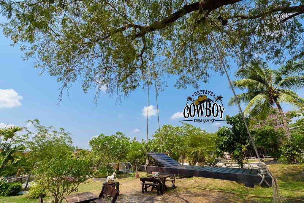 Cowboy Farm Resort Pattaya Ban Huai Yai Εξωτερικό φωτογραφία